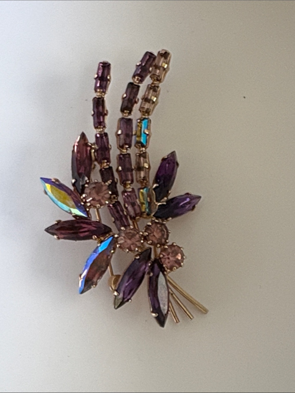 Vintage Purple & Pink aurora borealis brooch